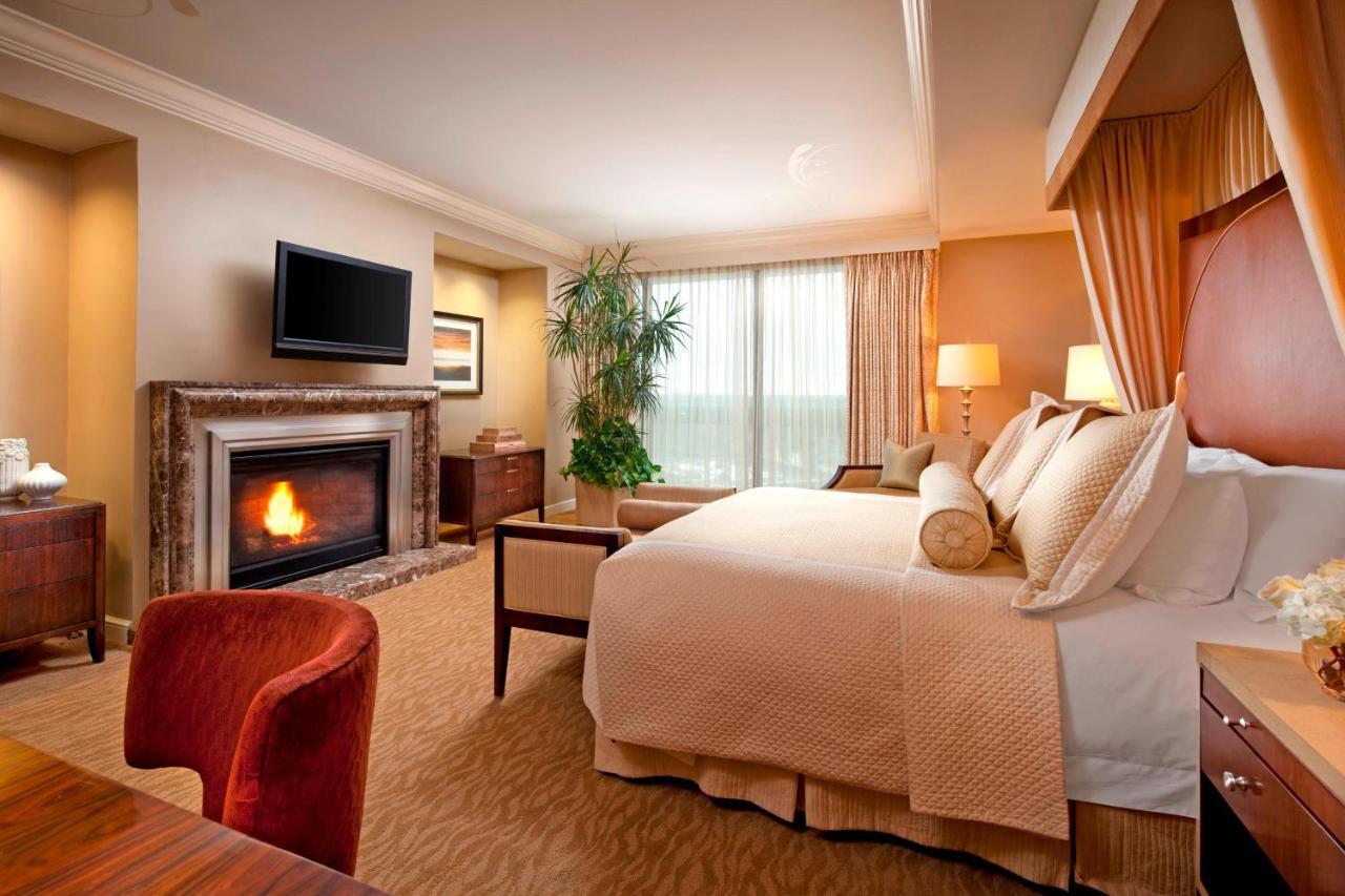 Hotel The St. Regis Houston Exterior foto